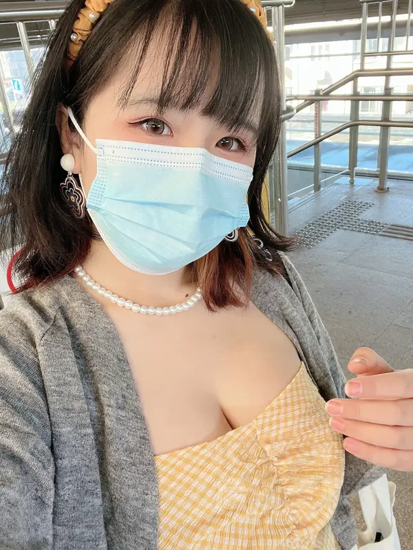 阿半今天很开心 – NO.029 黄色抹胸 19